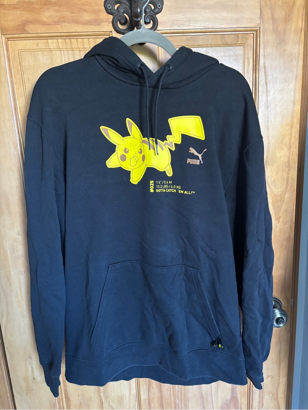 Puma x Pokemon SET Pikachu Men’s Hoodie & Sweatpants